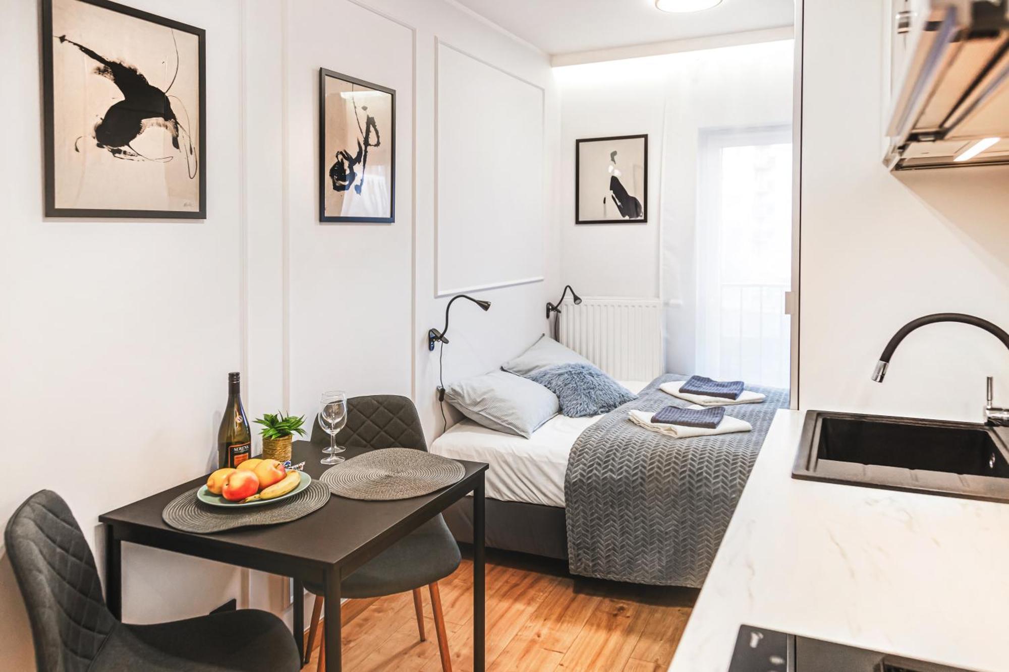 Stylowe Apartamenty W Centrum Wrocław Exteriör bild