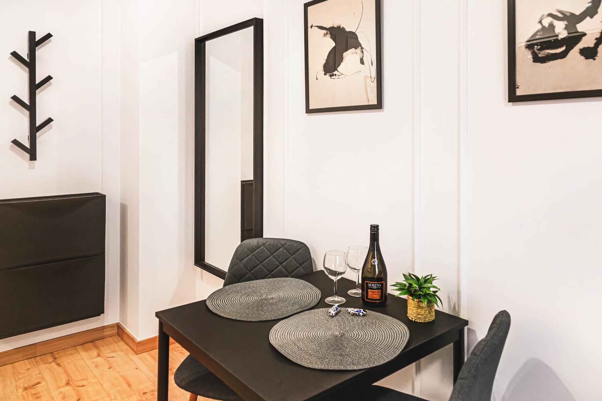 Stylowe Apartamenty W Centrum Wrocław Exteriör bild