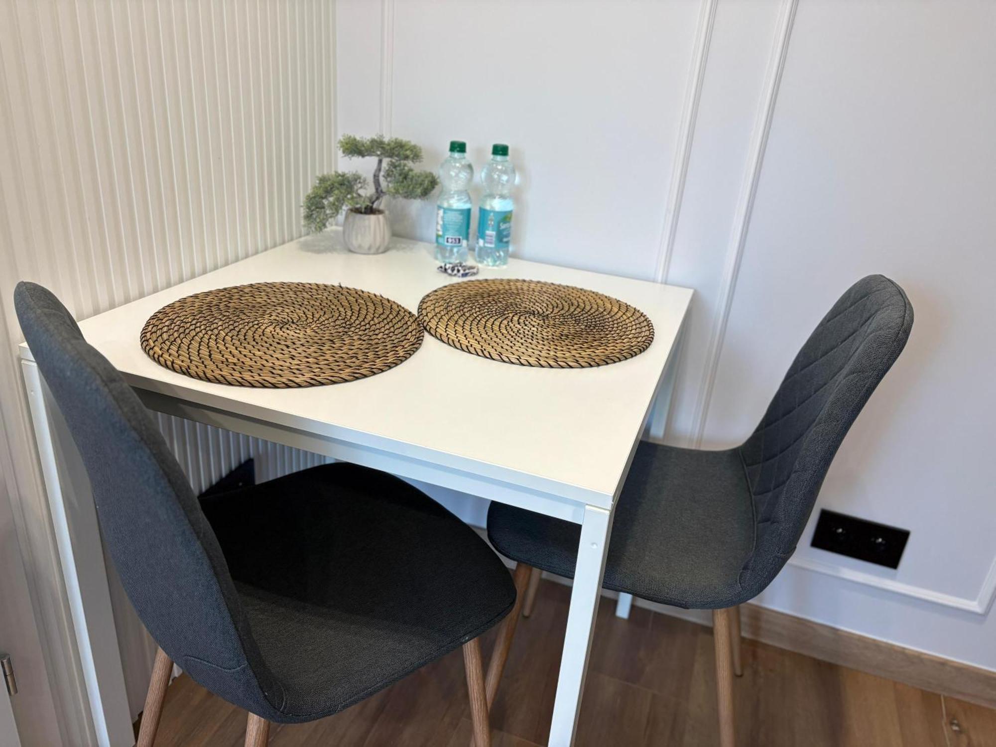 Stylowe Apartamenty W Centrum Wrocław Exteriör bild