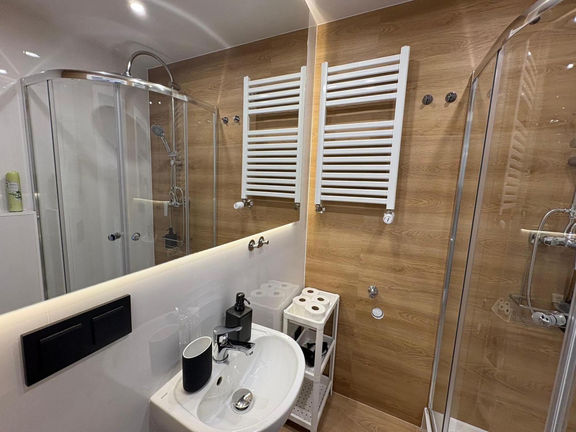 Stylowe Apartamenty W Centrum Wrocław Exteriör bild